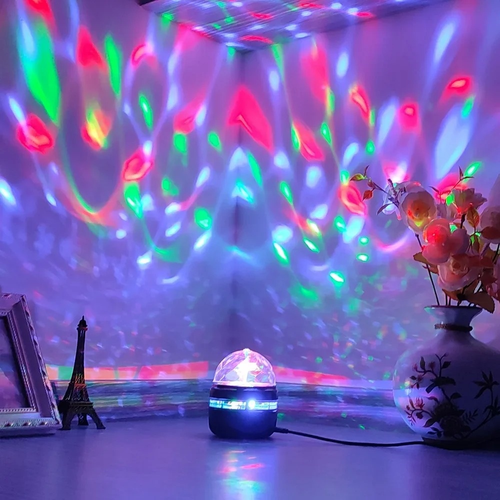 ポータブル LED 星空ライトプロジェクター USB テーブ - Home Cinema Gaming のレビューと価格